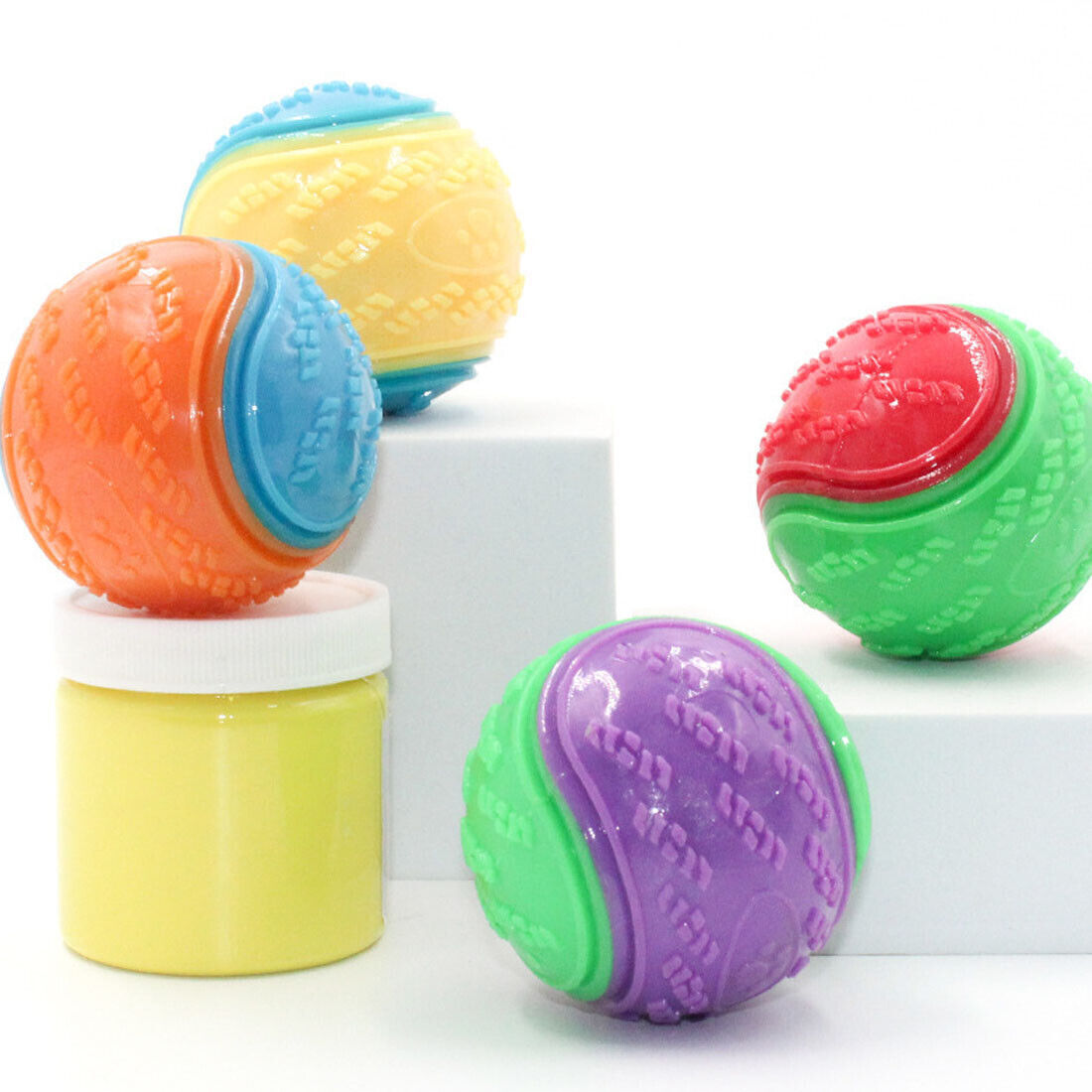 Scooby-Doo Dog Ball Set – 8 Durable Squeaky Balls for Play & Teeth Cleaning