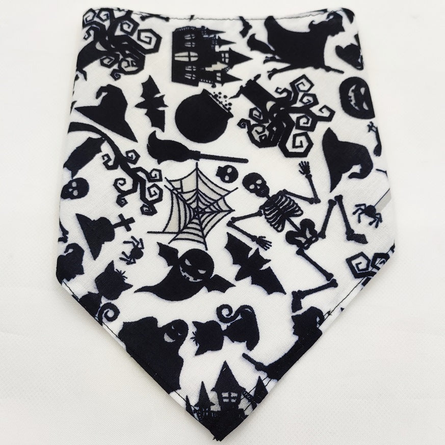 Pet Bandana Bib – Triangle Drool Towel for Dogs & Cats